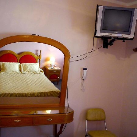 Hotel Las Rosas ซัลตา ภายนอก รูปภาพ