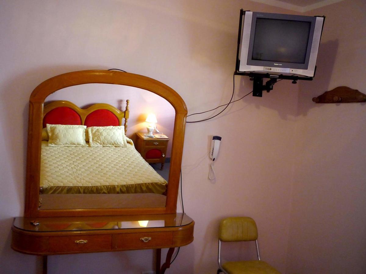 Hotel Las Rosas ซัลตา ภายนอก รูปภาพ
